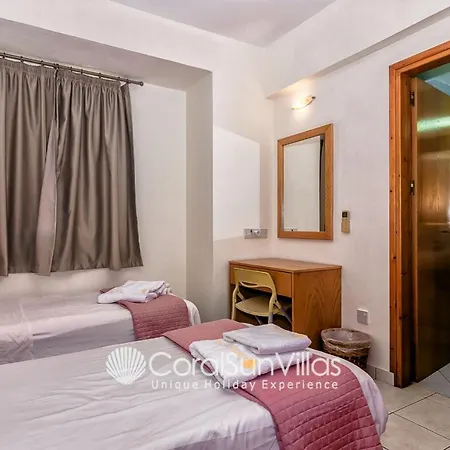 Dionysus Tranquil Villa, By Coral Sun Coral Bay