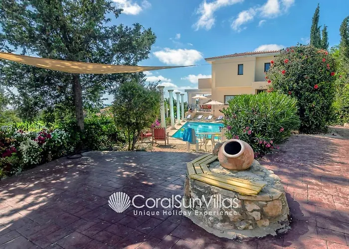 Dionysus Tranquil Villa, By Coral Sun * Coral Bay