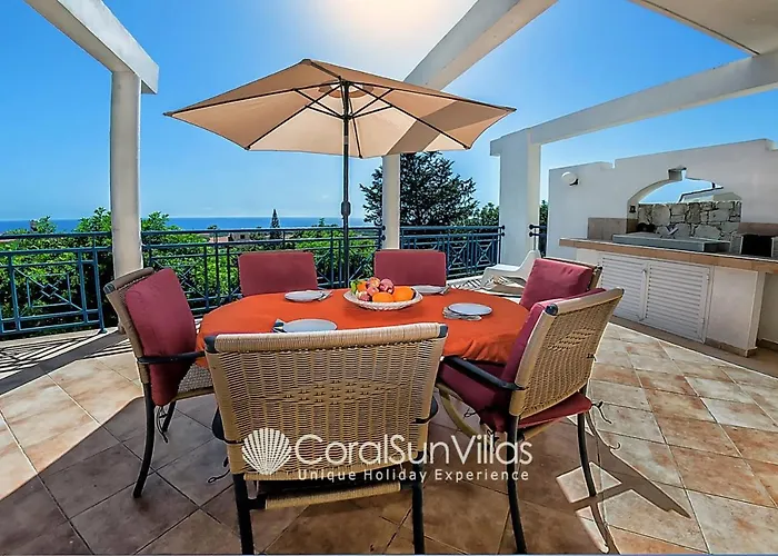 Dionysus Tranquil Villa, By Coral Sun קורל ביי